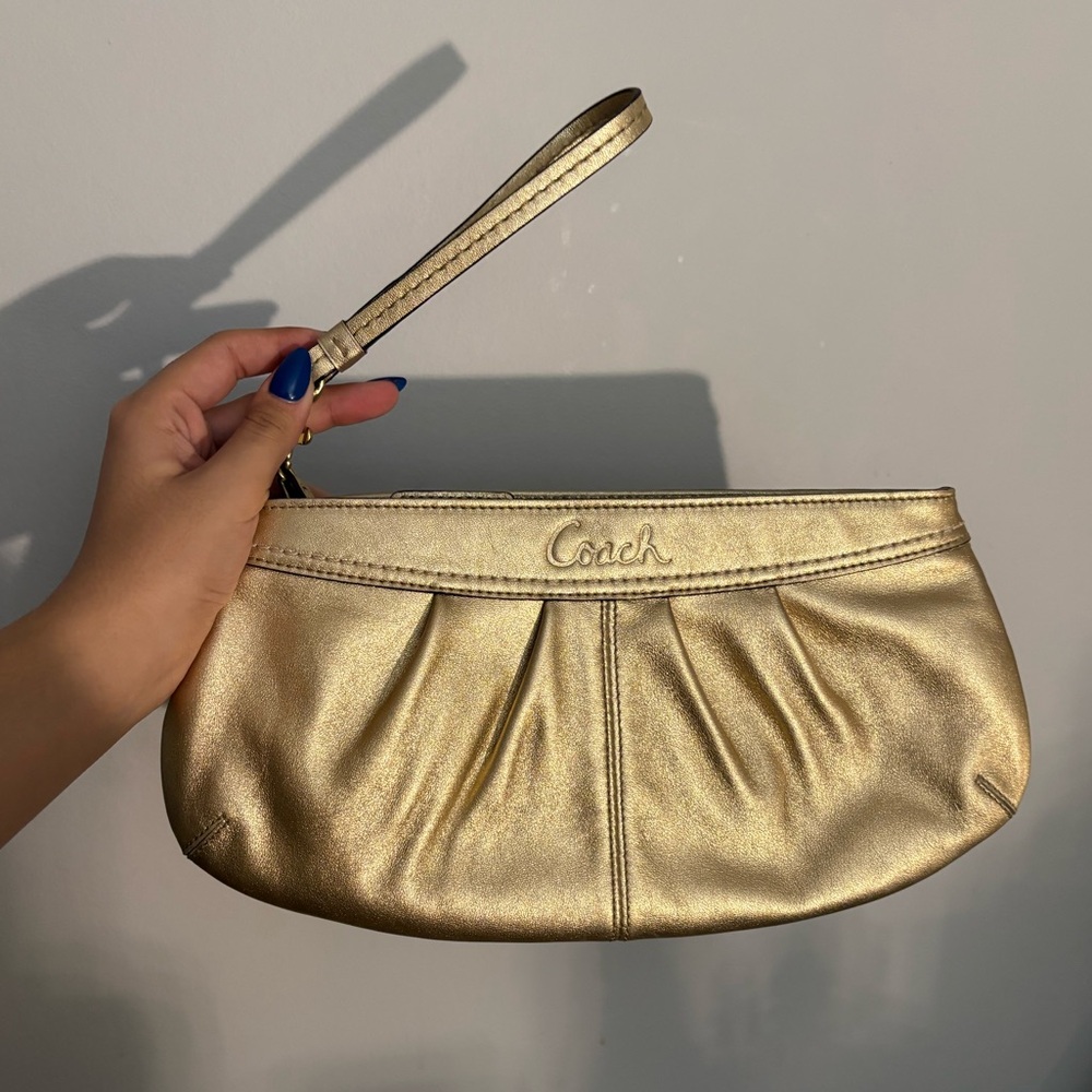 Vintage Coach Large Metallic Gold Wristlet Clutch